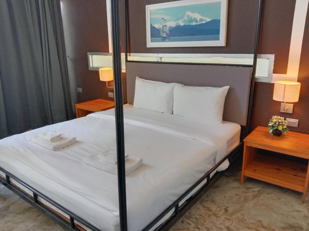 Lg Lemon Grass Hotel Na Chom Thian Eksteriør billede
