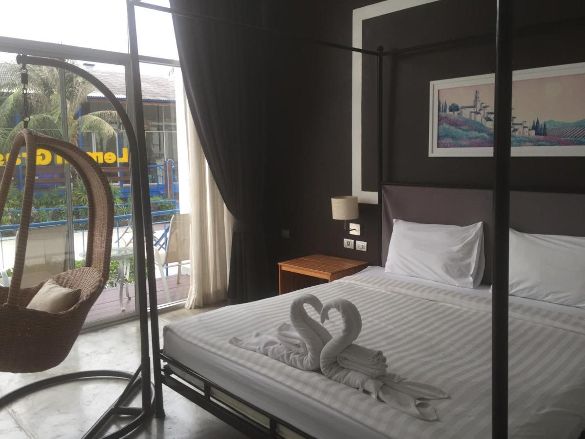 Lg Lemon Grass Hotel Na Chom Thian Eksteriør billede